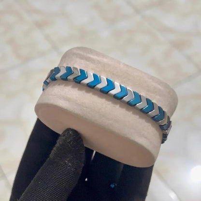 HEMATITE ARROW BRACELET